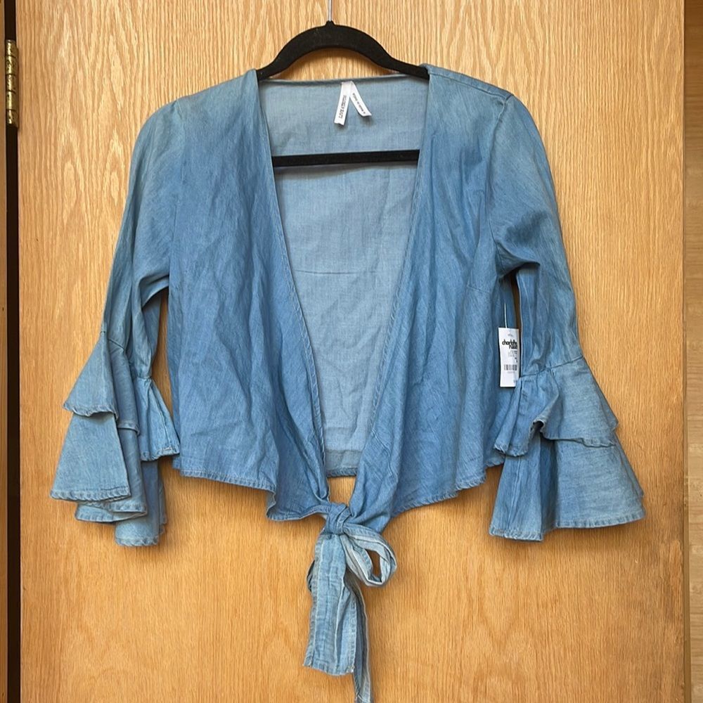 New With Tags Charlotte Russe Boho Chambray Denim-Like Blue Wrap Crop Top Size S